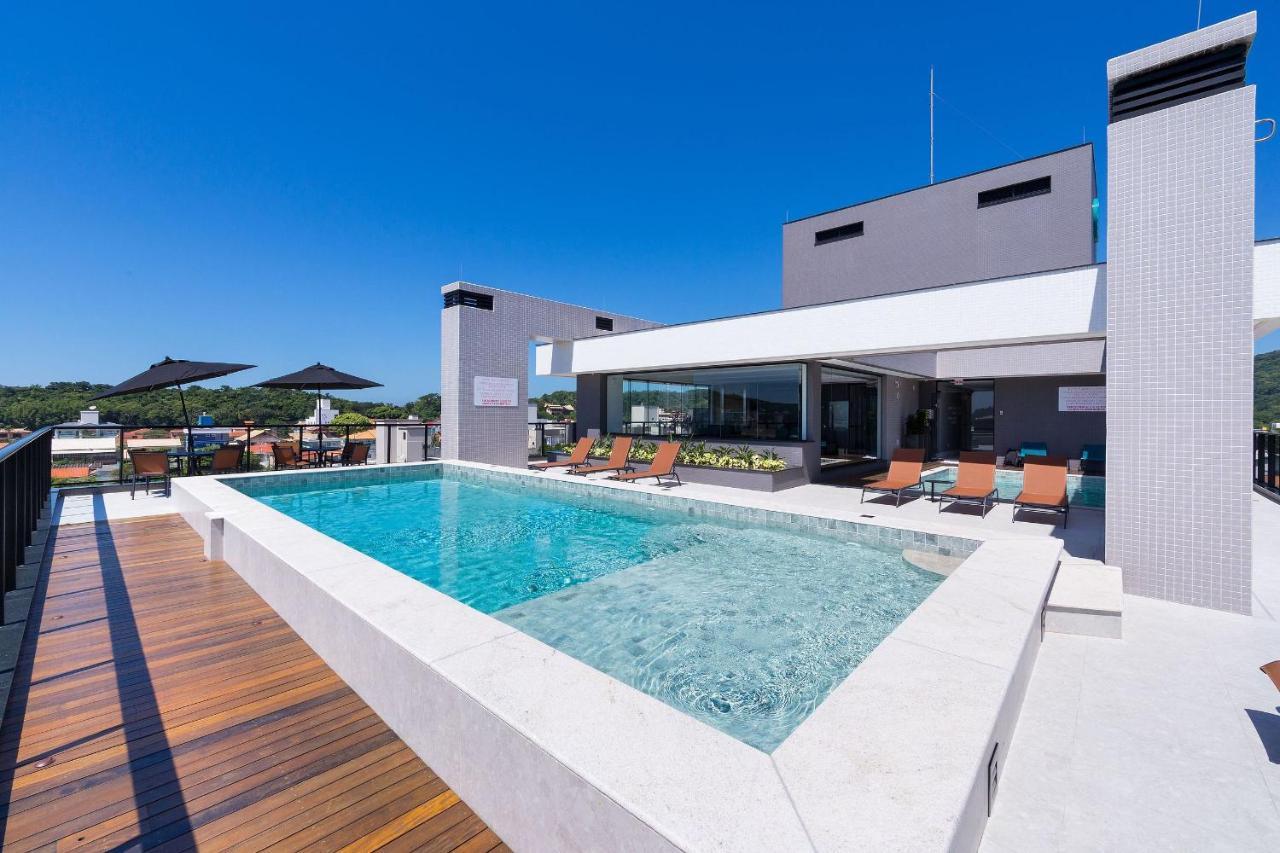Adra 106 - Apartamento No Centro De Bombinhas - Rooftop Com Piscina E Academia - A Poucos Metros Da Praia - ภายนอก รูปภาพ