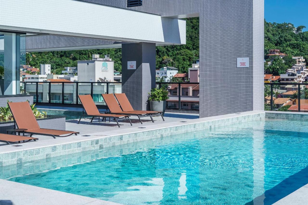 Adra 106 - Apartamento No Centro De Bombinhas - Rooftop Com Piscina E Academia - A Poucos Metros Da Praia - ภายนอก รูปภาพ