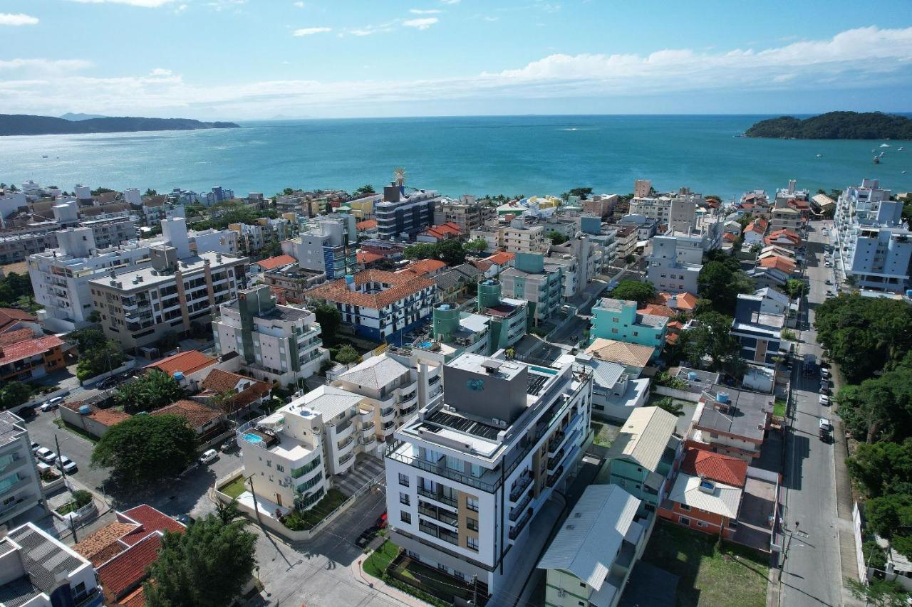 Adra 106 - Apartamento No Centro De Bombinhas - Rooftop Com Piscina E Academia - A Poucos Metros Da Praia - ภายนอก รูปภาพ