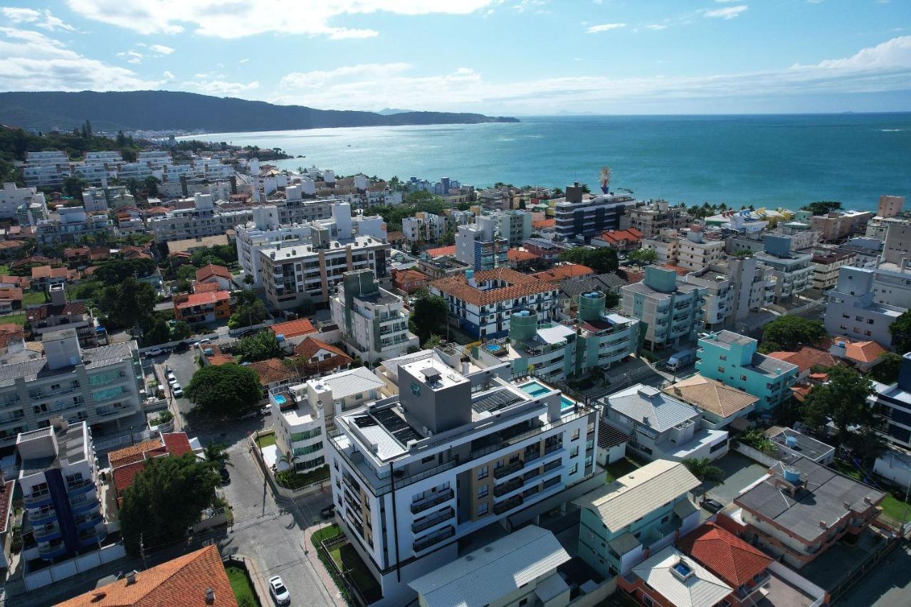 Adra 106 - Apartamento No Centro De Bombinhas - Rooftop Com Piscina E Academia - A Poucos Metros Da Praia - ภายนอก รูปภาพ